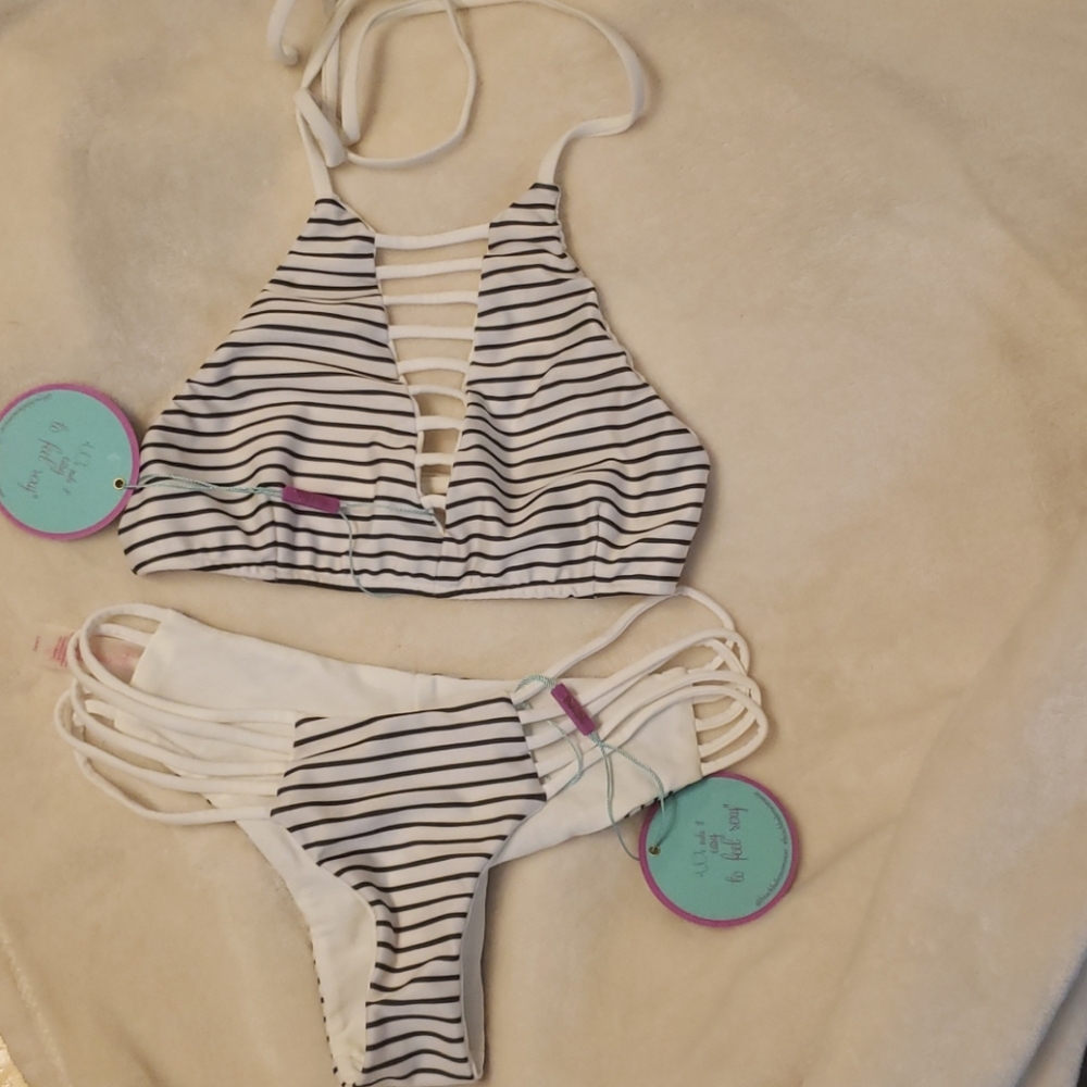 Beach Babe Bikini Swimwear New